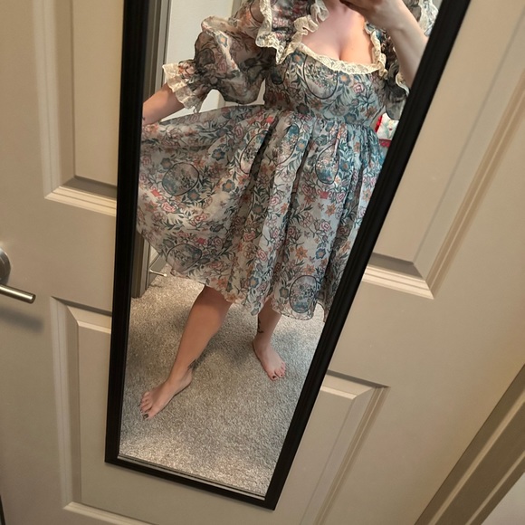 Selkie Sugarfrill Dress In Lamour Print - Picture 7 of 7